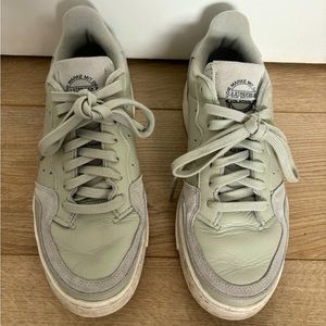 Adidas women’s Green Leather Sneakers